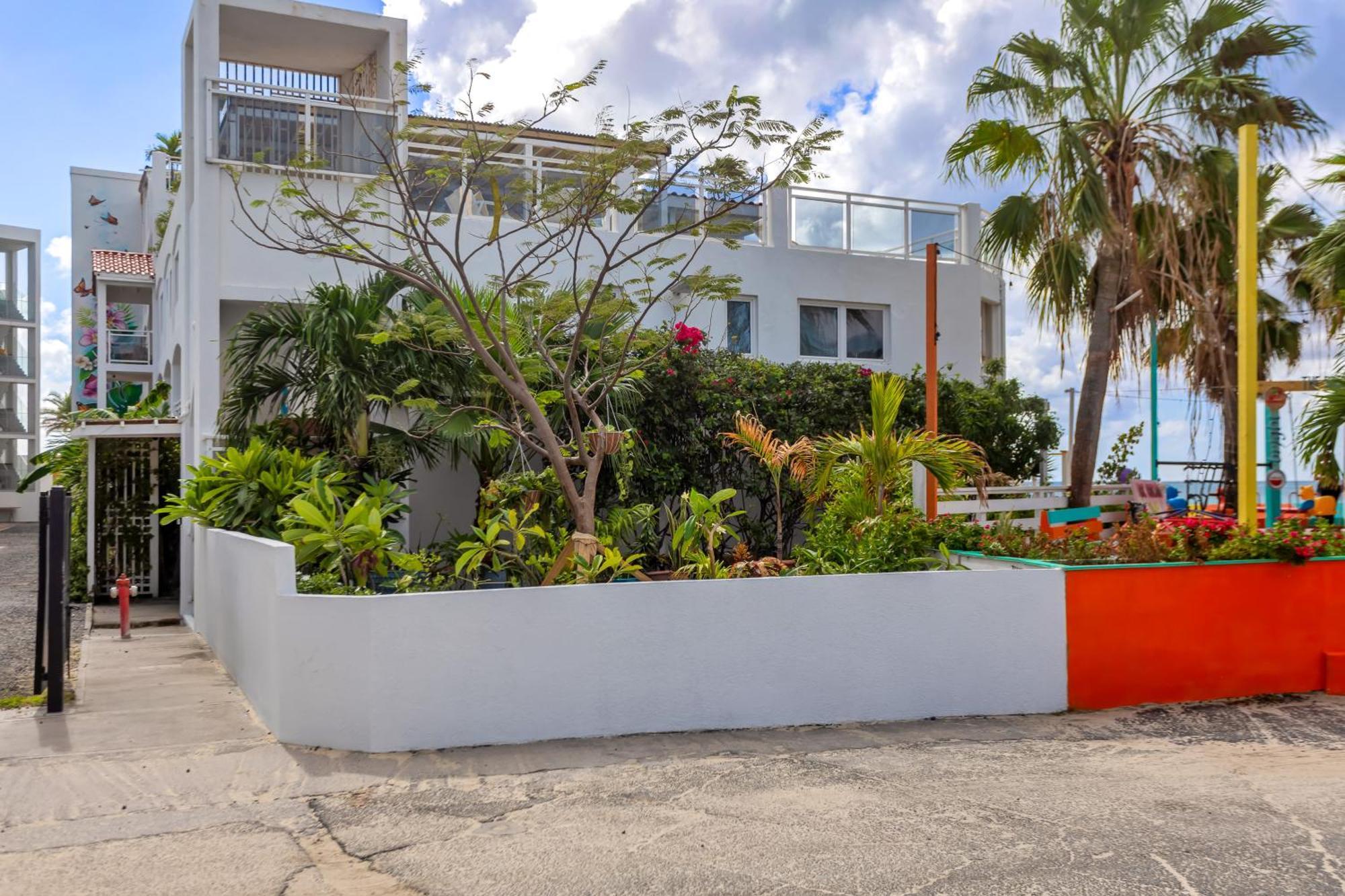 Maho Beach House - Petite Studio - Beach Access Exterior photo